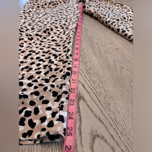 Ann Taylor High Waisted Animal Print Elastic Waist Pants Size S - Picture 7 of 7